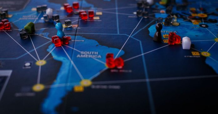 Türkiye Kuzey Atlantik'te Güçleniyor: Yeni Elçilikler ve Stratejik Adımlar