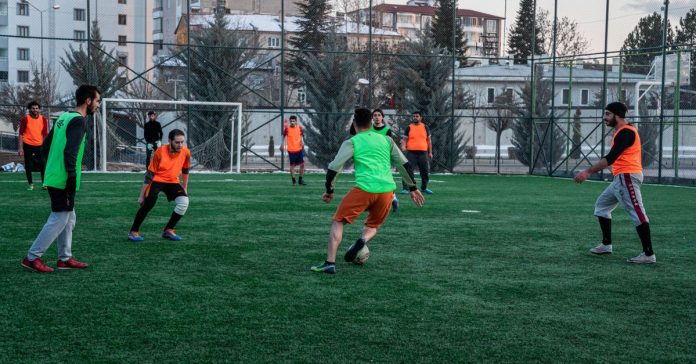 3 Temmuz'da Fenerbahçe-Trabzonspor Rekabeti Yeniden Alevleniyor