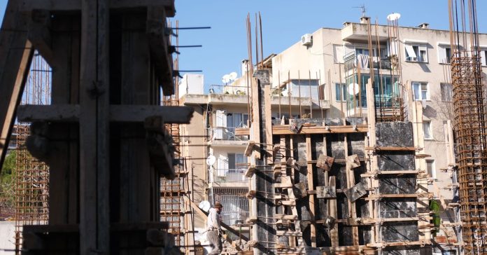 İkinci El Yapı Malzemesi: Tasarrufun Yeni Adresi mi?