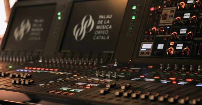 Kibariye ve Eypio 'Yaz Bir Şarkı'da: Samimiyet mi, Reyting Hırsı mı?