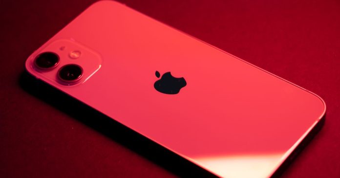 iPhone'a zam yolda: Yeni modellerin fiyatları sızdı